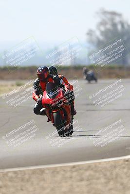 media/Sep-20-2025-TrackDaz (Sat) [[27f0cde673]]/B Group/220pm (Turn 9)/